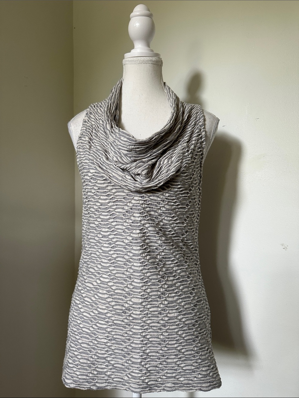 DELETTA Nava Anthro Textured Cowl Neck Boho Summer Sleeveless Top Medium